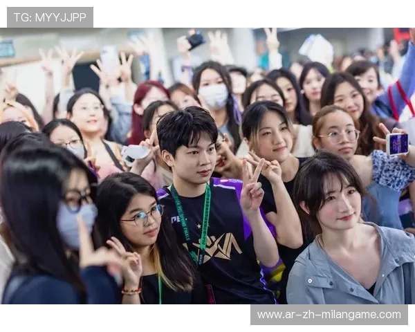 _赛后盛宴：运动员互动与粉丝大合影_，运动员合照